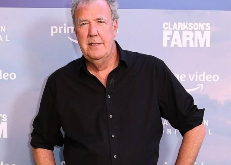 Jeremy Clarkson em grande anúncio do Farmer's Dog após reclamações | Notícias de celebridades | Showbiz e TV