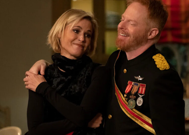 Julie Bowen e Jesse Tyler Ferguson compartilham fotos emocionantes e um novo visual