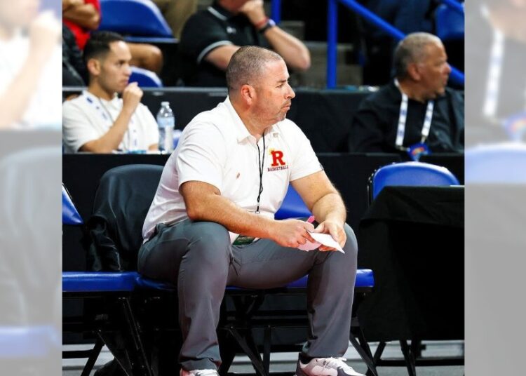Leslie Aragon moldando o basquete feminino do Rosário na primeira temporada como técnica – Orange County Register