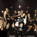 Lola Young retorna ao palco na festa do Grammy de 2026 do Spotify