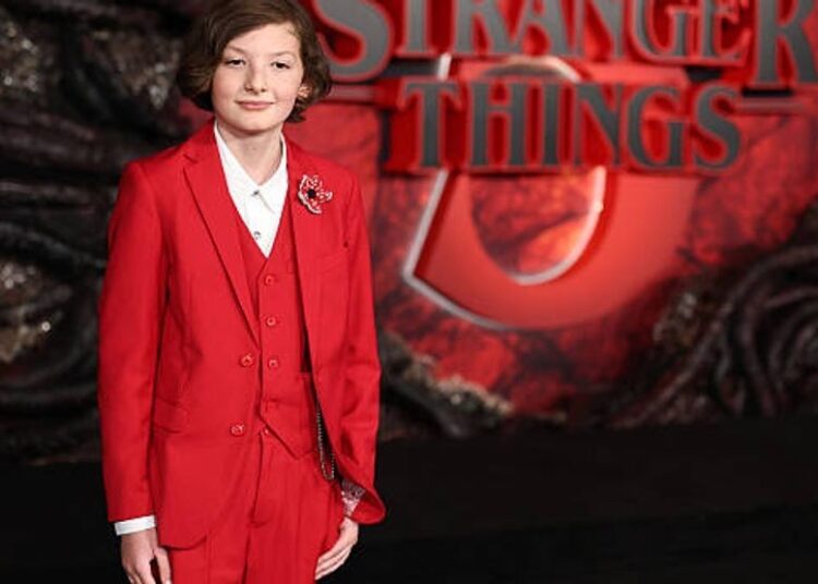 Luke Kokotek brilha na última temporada de Stranger Things