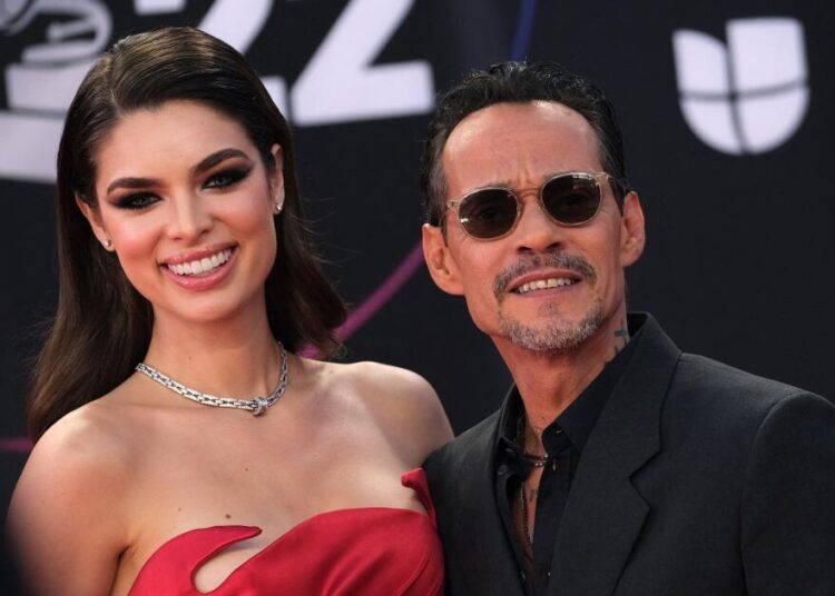 Marc Anthony e Nadia Ferreira estão esperando seu segundo filho