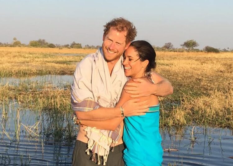 Meghan Markle participa da tendência 2016 com o príncipe Harry