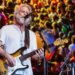 Morre Bob Weir, membro fundador do Grateful Dead