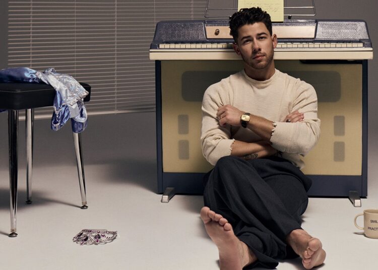 Nick Jonas inicia 2026 com novo single ‘Gut Punch’