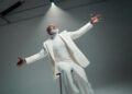 Nova canção de adoração sincera de BeBe Winans