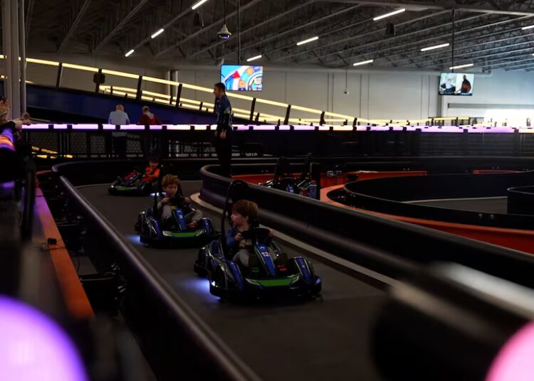 ARQUIVO - Andretti Indoor Carting e Jogos