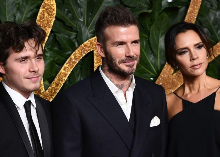 O DJ do casamento de Brooklyn e Nicola Peltz Beckham falou em meio à tempestade na mídia