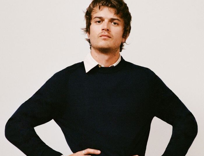 O dinheiro de 'Stranger Things' de Joe Keery financia a carreira musical de Djo