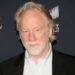 O diretor Timothy Busfield se entrega às autoridades do Novo México após ser procurado por acusações de abuso sexual infantil