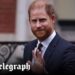 O perseguidor do Príncipe Harry sentou-se atrás de Duke no julgamento do Tribunal Superior