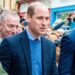 O príncipe William quer que seu tio 'obstinado' Andrew 'o mais longe possível'