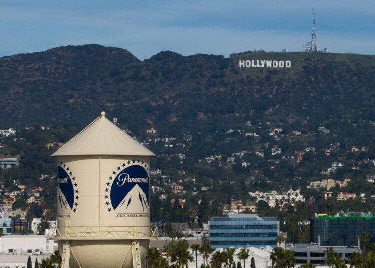Paramount dá mais um passo na oferta pública de aquisição da Warner Bros.