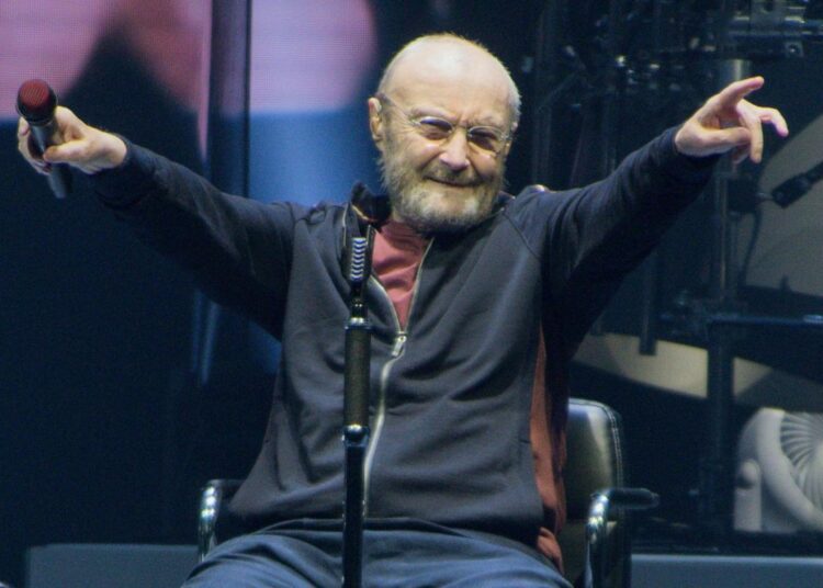 Phil Collins espera fazer novas músicas apesar dos contínuos problemas de saúde