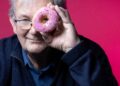 Programa em Paris do falecido Martin Parr vê suas fotos através de lentes políticas