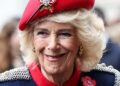 Rainha Camilla apresenta conversa sincera na BBC
