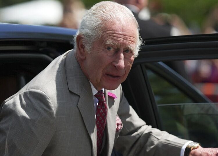 Rei Charles deixa Londres sem conhecer o Príncipe Harry após escavação | Real | Notícias