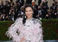 Resumo de mídia social de celebridades para 21 de janeiro de 2025, incluindo Wendi Deng, curiosamente ausente da inauguração de ontem
