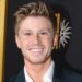 Robert Irwin dá uma atualização sobre sua vida amorosa 2 meses após a vitória no DWTS