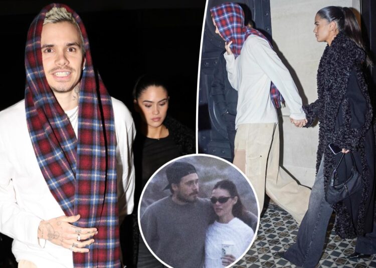 Romeo Beckham é todo sorrisos em um passeio cheio de PDAs com a namorada Kim Turnbull enquanto a briga familiar se aprofunda