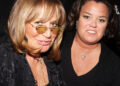 Rosie O'Donnell ri ao relembrar a orientação de Penny Marshall para seu discurso em “A League of Their Own”: 'Don't Do It So Gay'