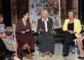 Royal Fam comemora marco importante com foto impressionante da rainha Camilla sozinha em um jardim