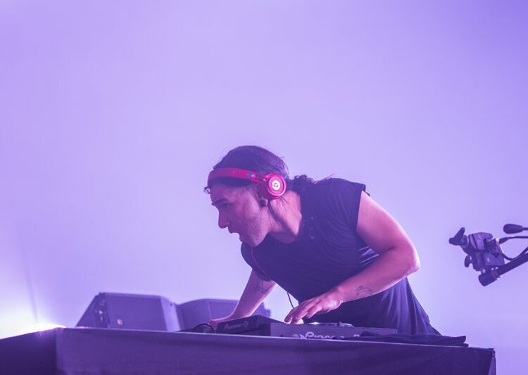 Skrillex Surprise lança novo EP Kora