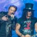 Slash diz que o GN'R lançou músicas finais da era da 'democracia chinesa'