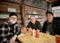 Sugar anuncia turnê de reunião e compartilha nova música “Long Live Love”