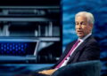 Trump processa o JPMorgan e seu CEO, alegando que o banco fechou suas contas por motivos políticos