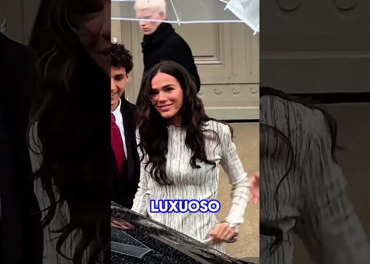BRUNA MARQUEZINE EXALA SOFISTICAÇÃO POR ONDE PASSA! #fofoca #celebridades #famosos