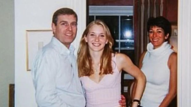Príncipe William e Kate ‘profundamente preocupados’ com revelações de Epstein