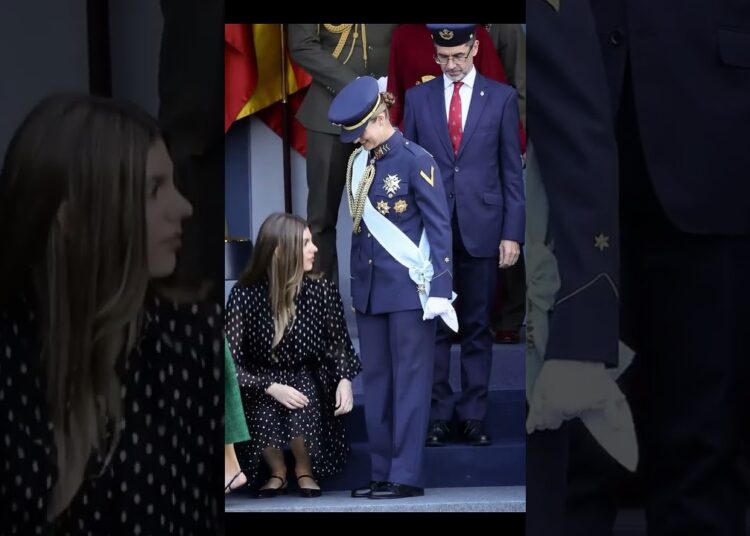 1🇪🇸LEONOR🇪🇸 #viralvideo #viralvideo #realeza #leonor #leticia #sofia #felipe #casareal #spain #crown