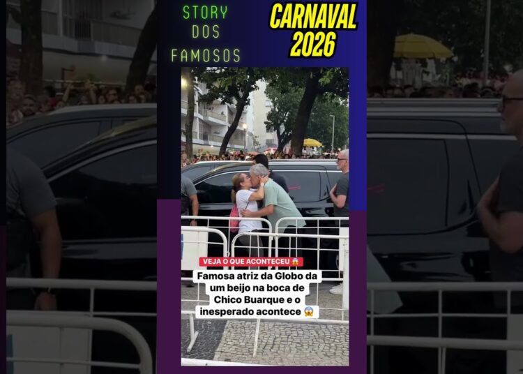 BOMBA !! FAMOSA ATRIZ DA GLOBO AGARRA CANTOR E DÁ UM BEIJO INESPERADO !! #shorts #globo #carnaval