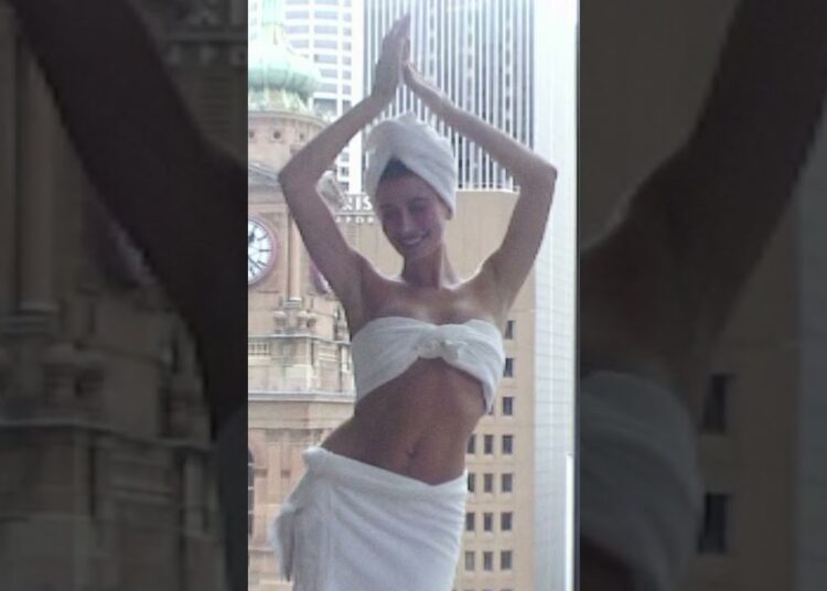 Hailey Bieber Turns Heads in Towel Snap 😲✨