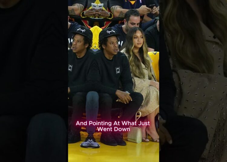 “Barack Obama Just Did THIS at the All-Star Game – Fans React” #celebrity #shorts