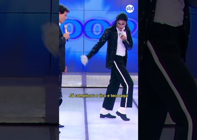 Celso fez o moonwalk na sua estreia no #domingolegal #passaourepassa #celsoportiolli #shorts