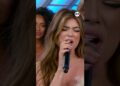 Melody  mostrando todo seu talento no nosso palco! 😍 #DomingoLegal #Melody #SBT