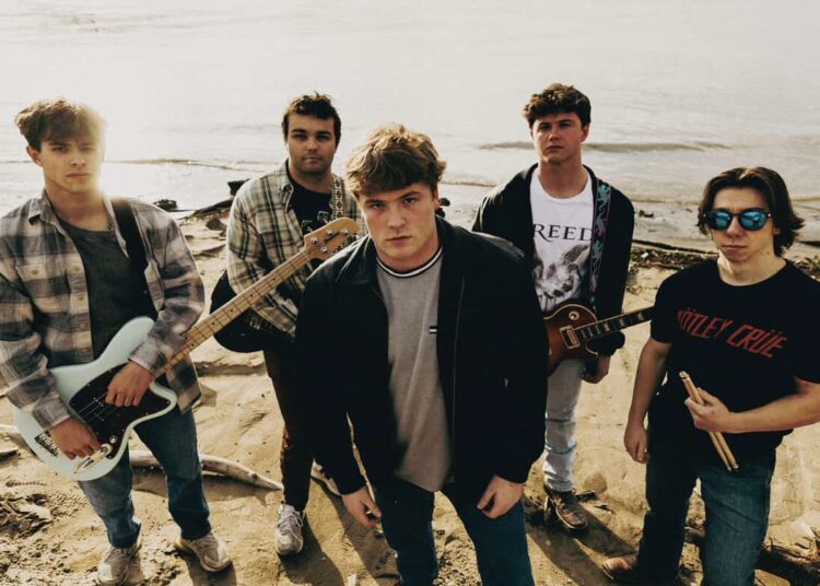 A banda Frontier está iluminando a vida noturna de Baton Rouge com covers de rock