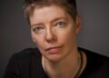 A escritora de Seattle, Nicola Griffith, retorna com nova coleção 'She is Here' | Entretenimento