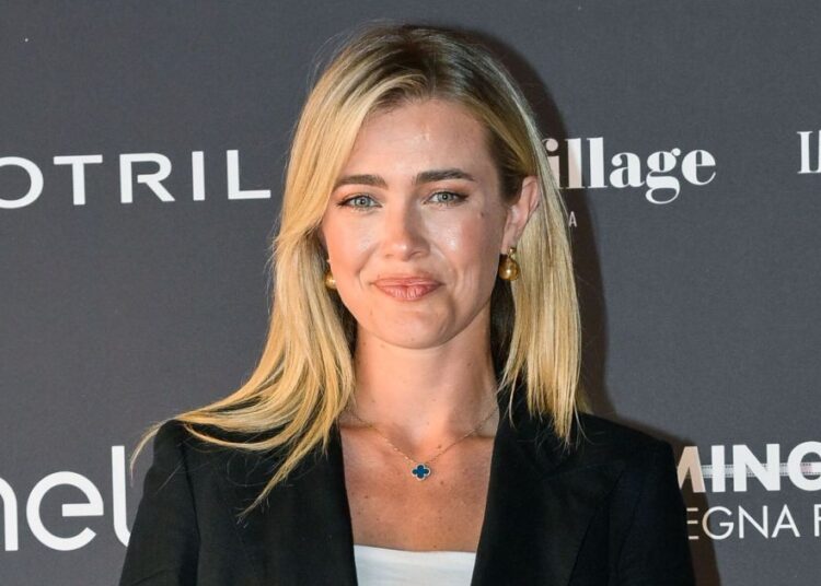 A estrela de 'The Hunting Party' Melissa Roxburgh esteve neste programa de sucesso