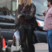 A lenda da comédia parece irreconhecível no set do novo filme