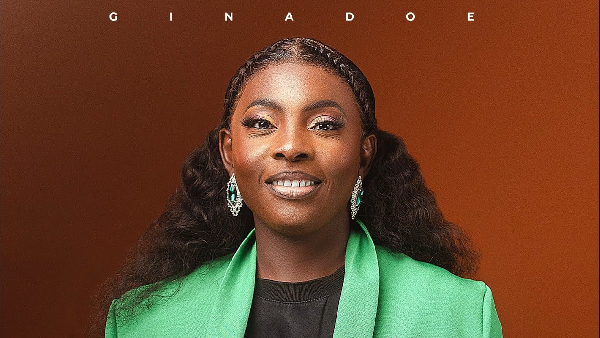 A última música de Gina Doe, 'The Hand of God', conquista a Europa