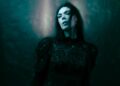 AA Williams lança novo videoclipe para 'Wolves'