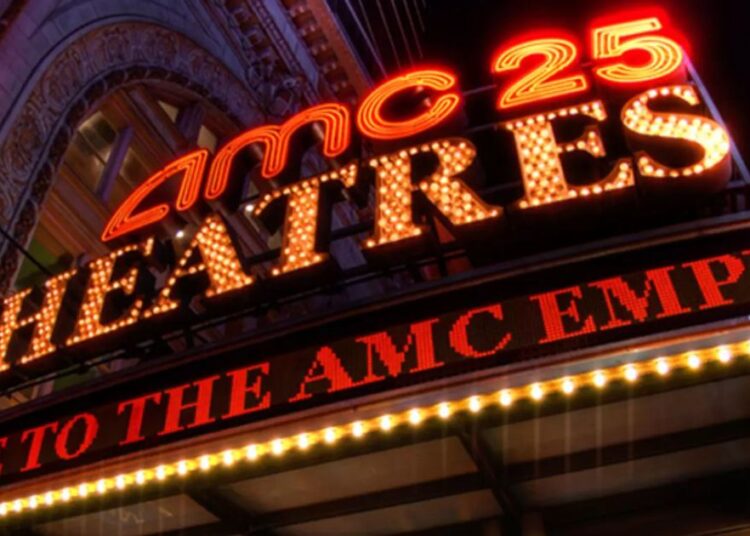 AMC Entertainment relata perda menor do que o esperado no quarto trimestre em meio à recuperação de bilheteria