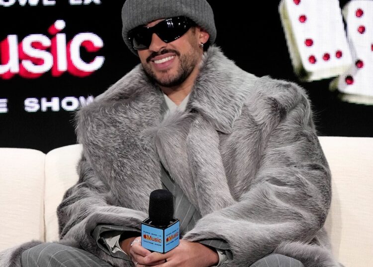 Bad Bunny no programa do intervalo do Super Bowl 2026, rumores de cameo