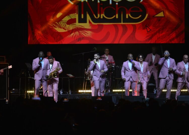 Banda de salsa anunciada como atração principal da noite de pré-estréia do Musikfest