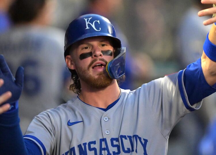 Bobby Witt Jr. envia mensagem da World Series para Royals no treinamento de primavera