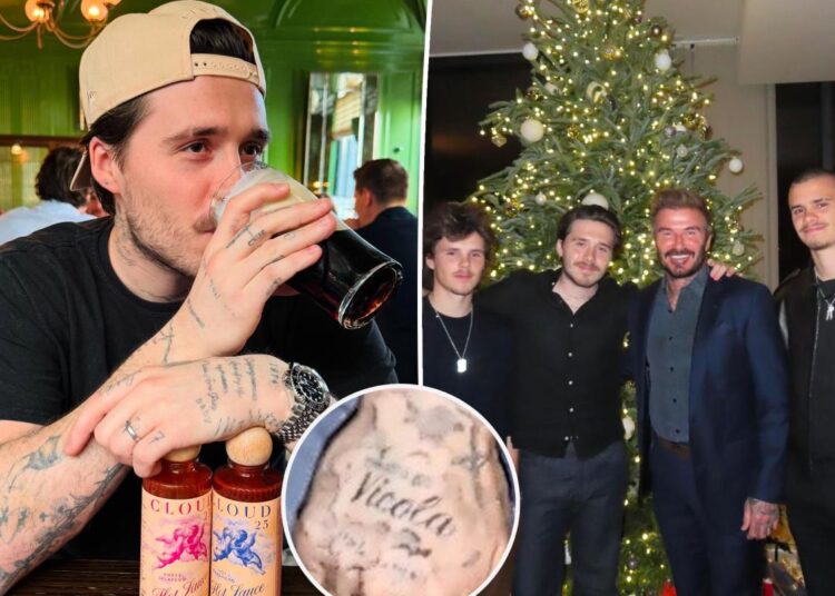 Brooklyn Beckham encobre tatuagens de seus irmãos depois de remover tinta de homenagem ao pai David