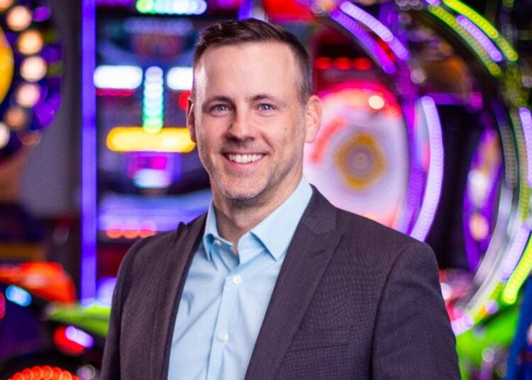 CEC Entertainment promove Nathan Hunstable a CIO
